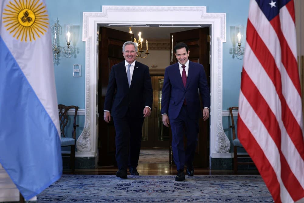 Trump Yeni Ticaret Anlaşmaları İmzaladı