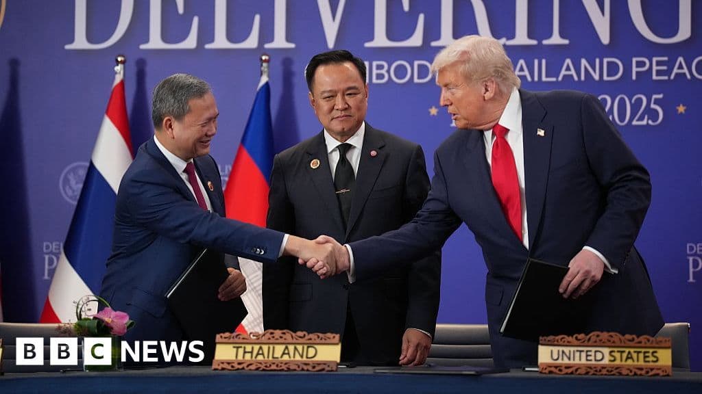 Trump Malezya'da: Dans ve 'barış anlaşması'