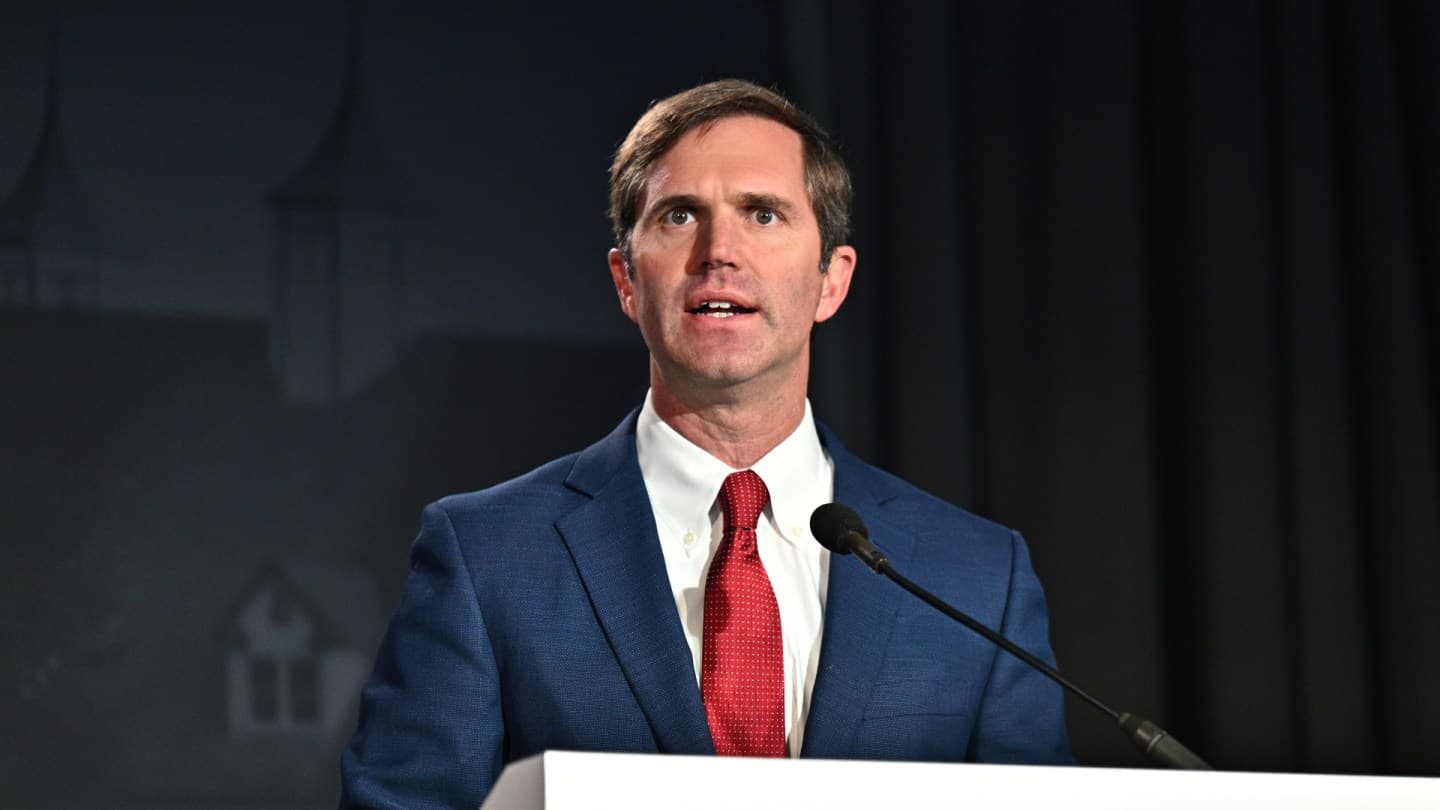 Andy Beshear Inks Siriusxm Anlaşması Podcast için