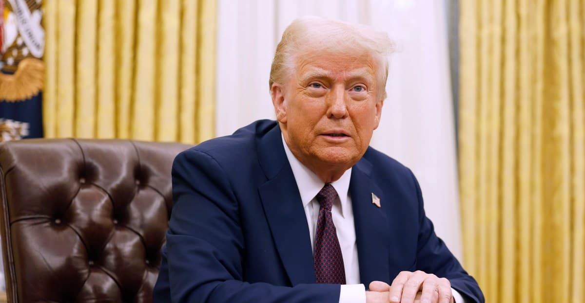 Trump yayınları, sonra tuhaf AI video çeker Medbed komployu tanıtmak
