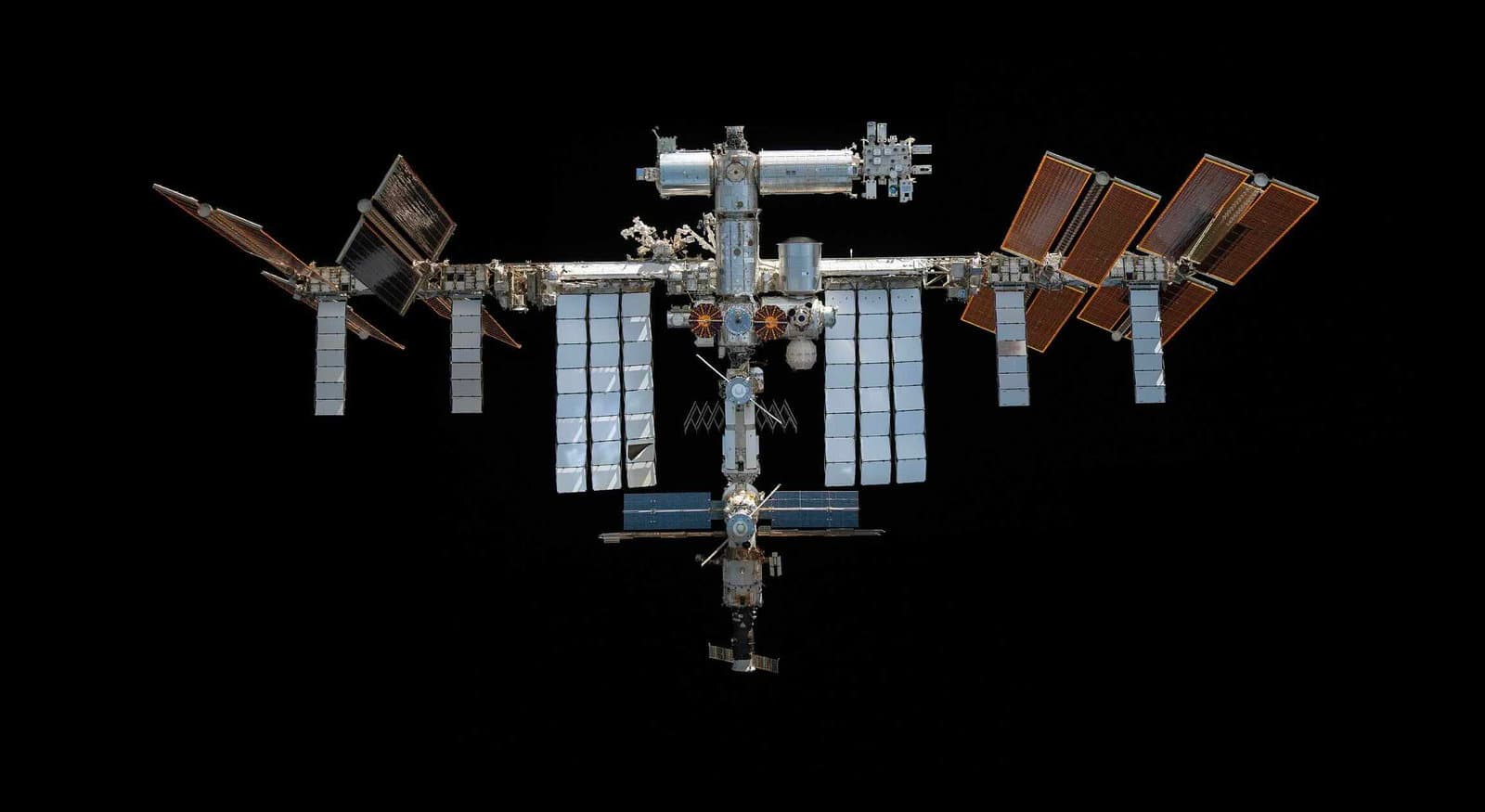 Uzaydaki Gizemli Bir “Tıbbi Sorun” NASA'nın Uzay Yürüyüşünü İptal Etmesine Sebep Oldu – İşte Bildiğimiz Her Şey