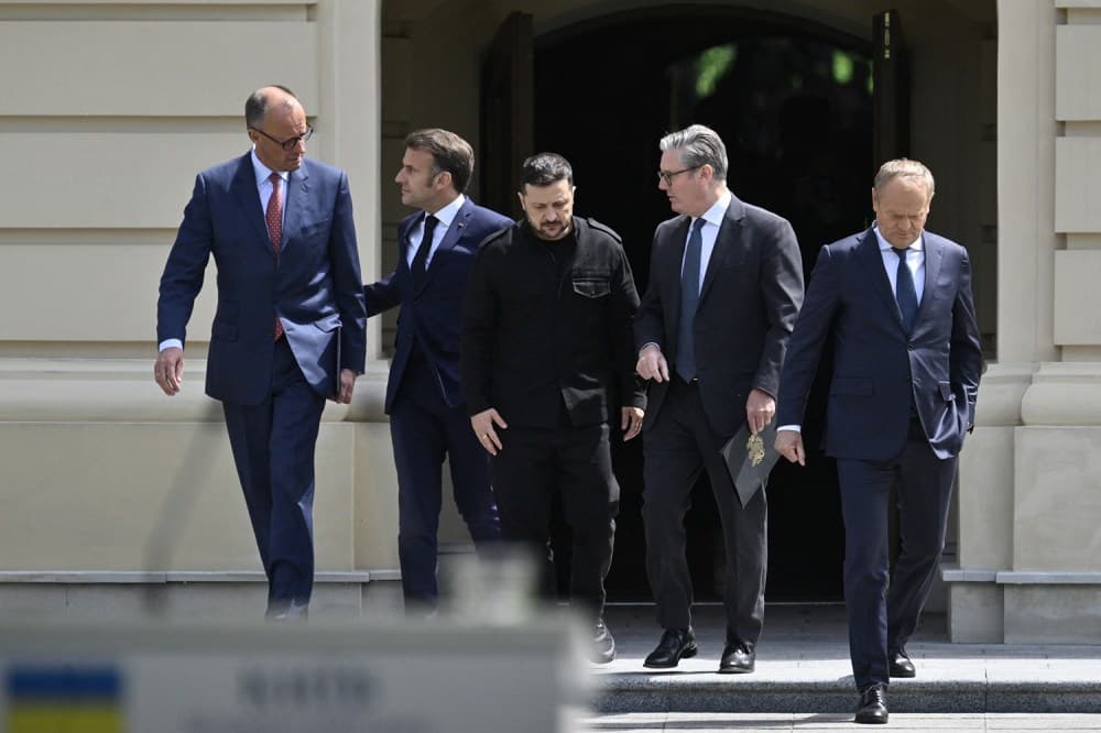 AB, Trump'ı Alaska Zirvesi'ndeki Putin'in taleplerini mağara etmemeye çağırıyor