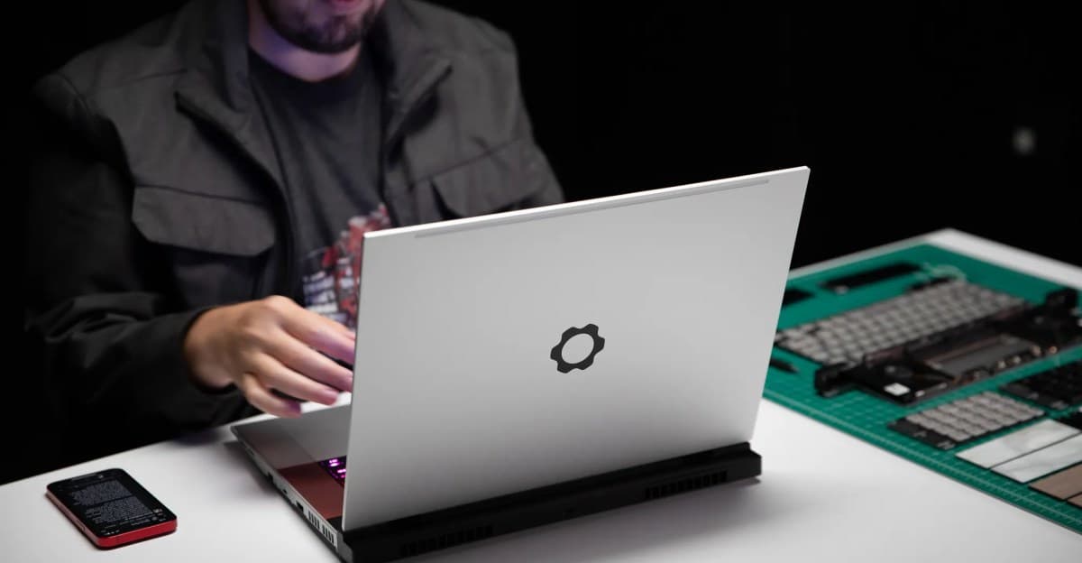 Çerçeve 26 Ağustos için 'büyük' bir güncelleme ile alay ediyor - Framework 16 olabilir mi?
