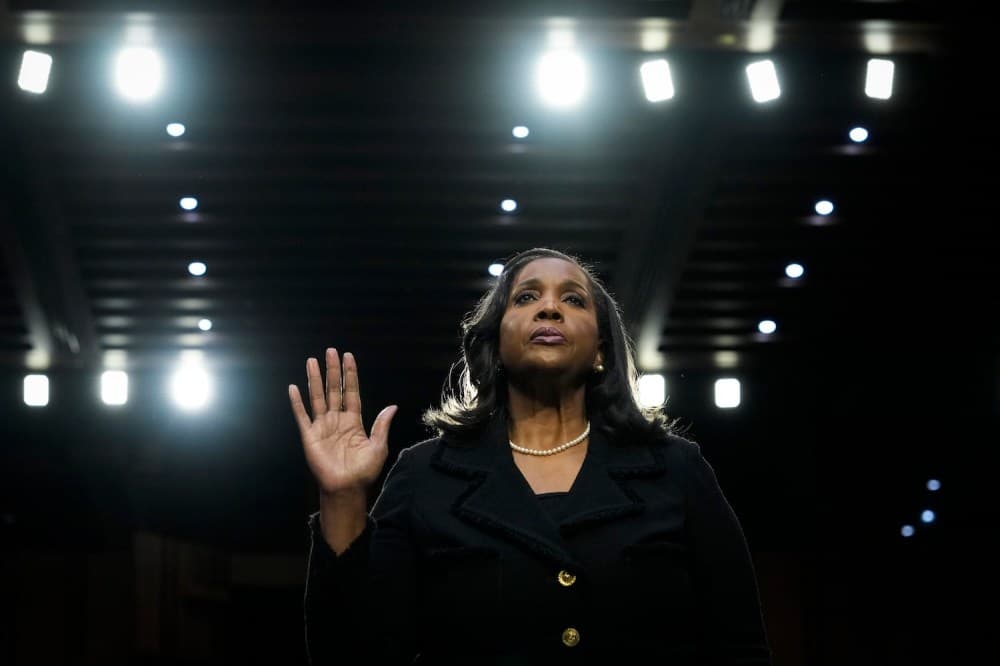 Federal Rezerv Gov. Lisa Cook'un Trump Ateşlemesi Alarmın Sebebidir