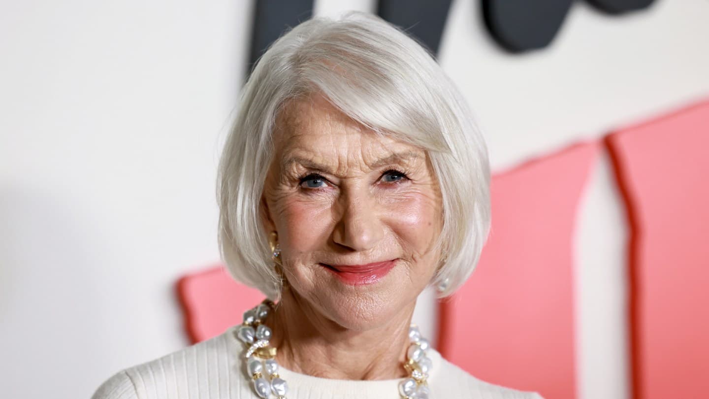 Helen Mirren, bir kadının James Bond'u oynaması için "işe yaramıyor" diyor