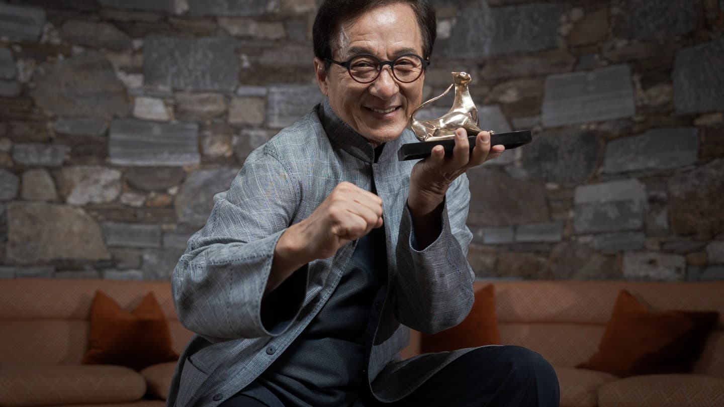 Jackie Chan Charms Locarno Film Fest, ödül alır: 'Hala savaşabilirim'