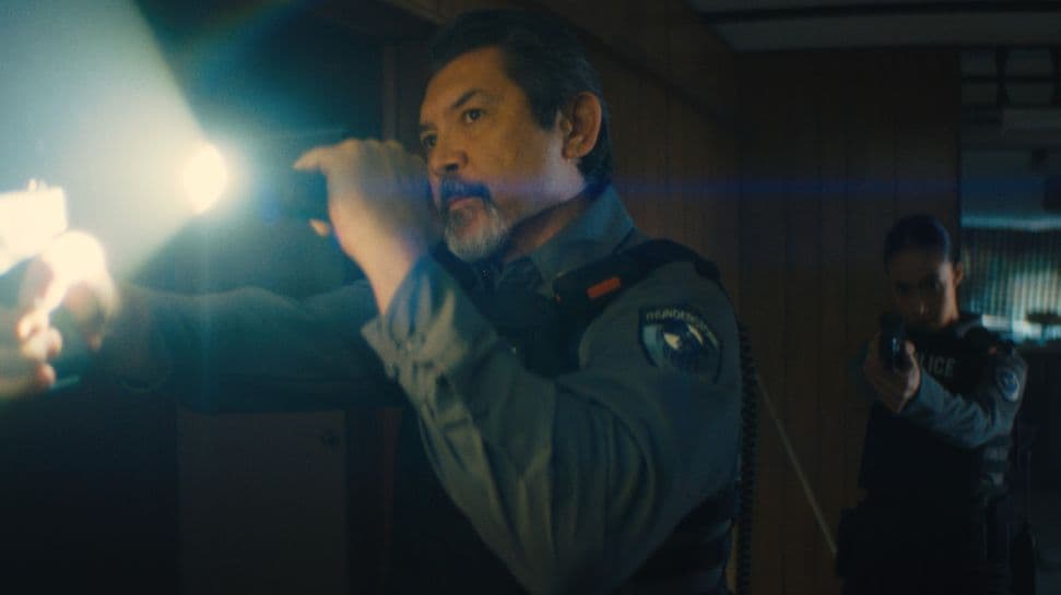 Lou Diamond Phillips, Elisha Pratt 'Sessiz Keep' ile ilgili röportaj