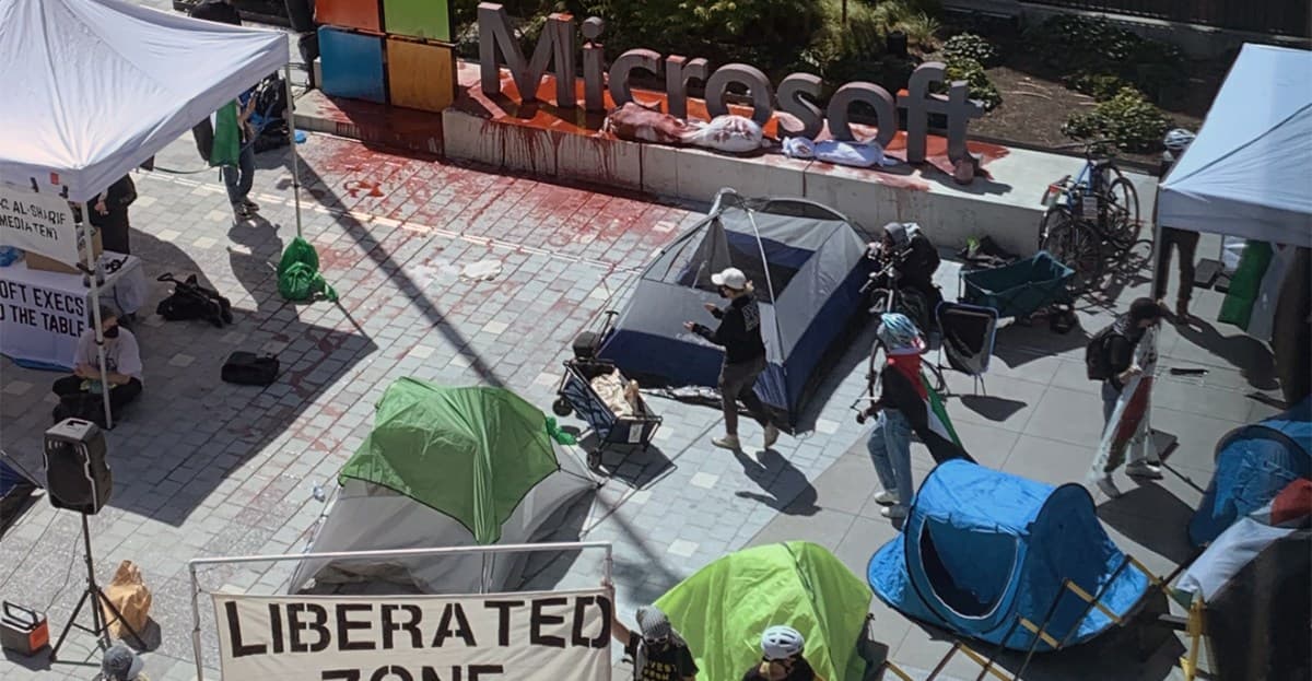 Microsoft çalışanı İsrail sözleşmelerini protesto ederken merkezde tutuklandı