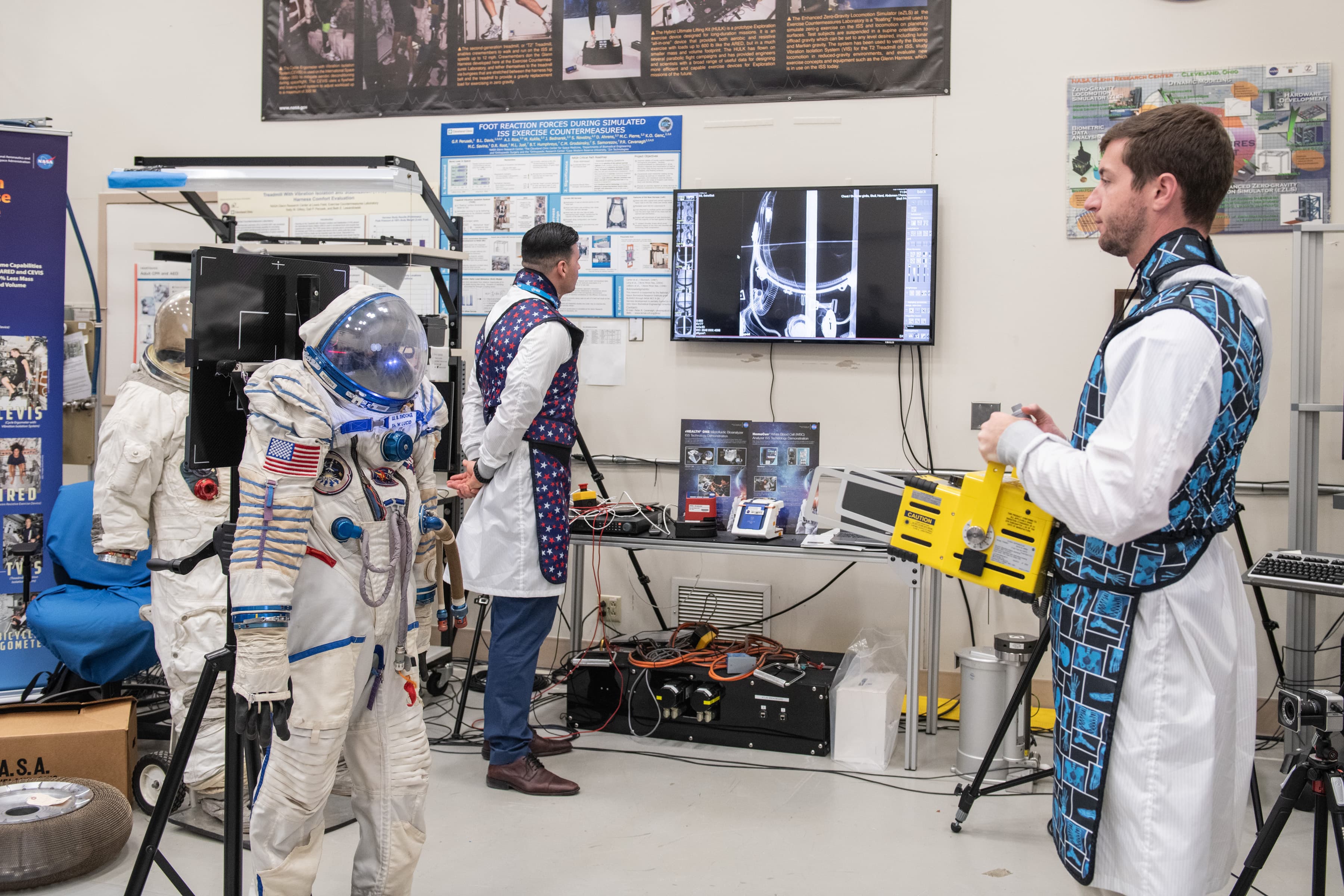 NASA Glenn, uzay sağlığı hizmetlerini ilerletmek için mini X-ışını teknolojisini test ediyor