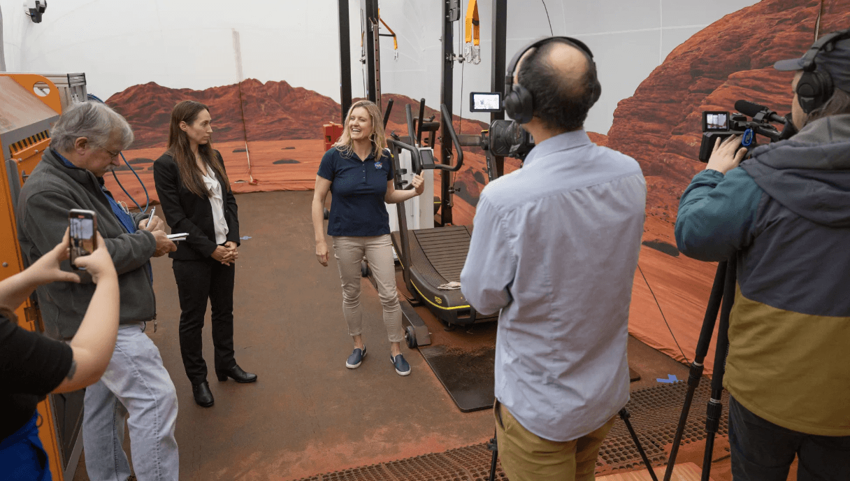 NASA, ikinci görevden önce medyaya Simüle Mars Habitatını Açıyor