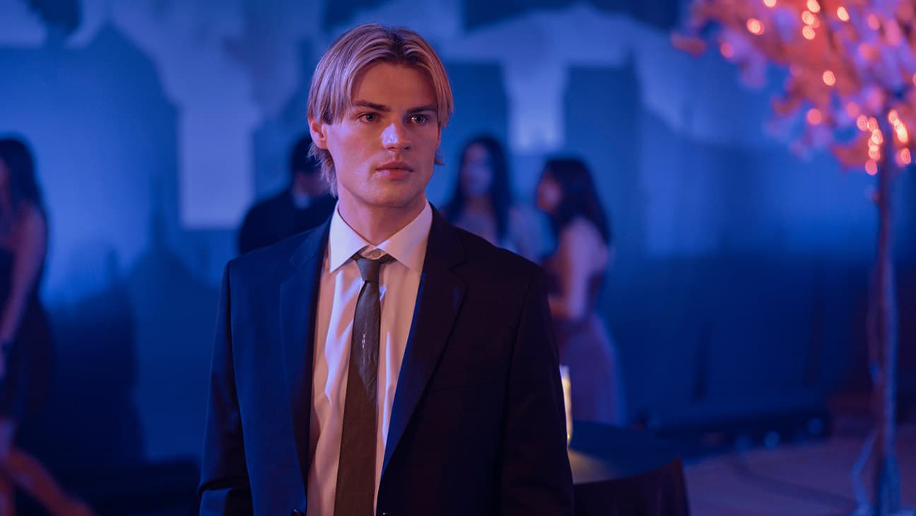 Noah Lalonde Cole'un Büyümesi, Jackie'ye Sevgi 'Walter Boys' Sezon 2