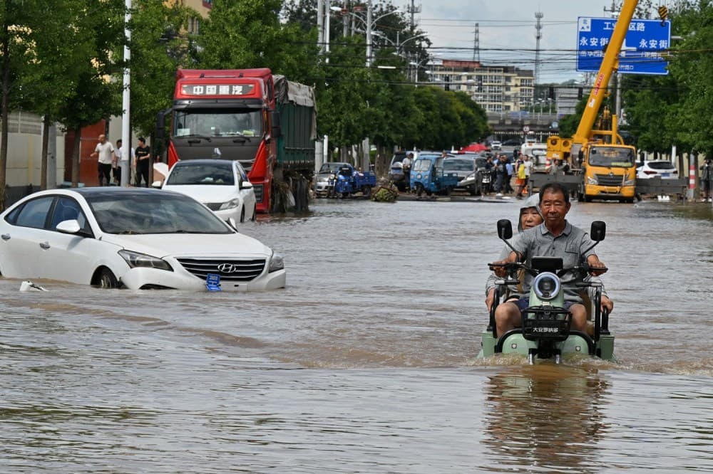 Pekin selleri şehrin daha geniş su sorunlarını vurguladı