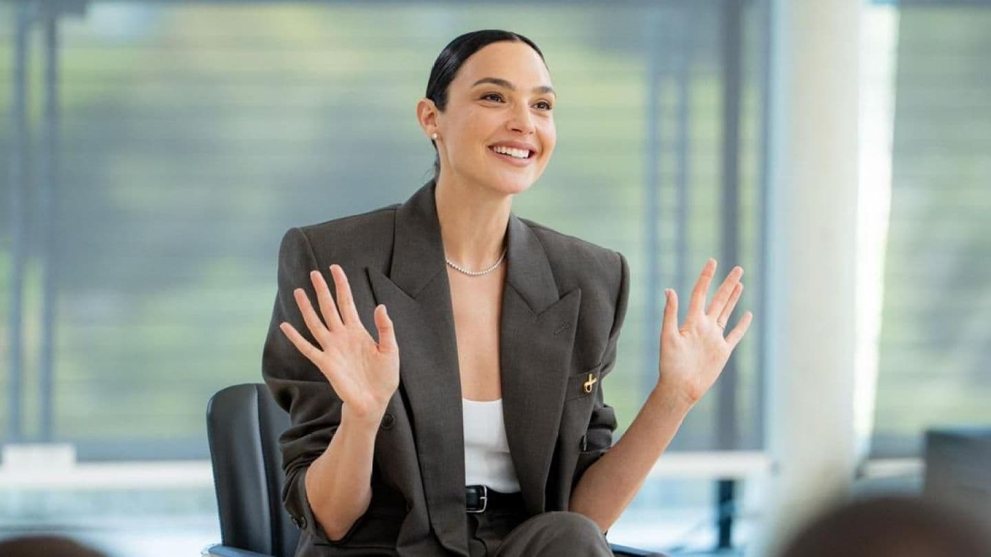 Rachel Zegler ile çalışarak 'Pamuk Prenses' floping'de Gal Gadot