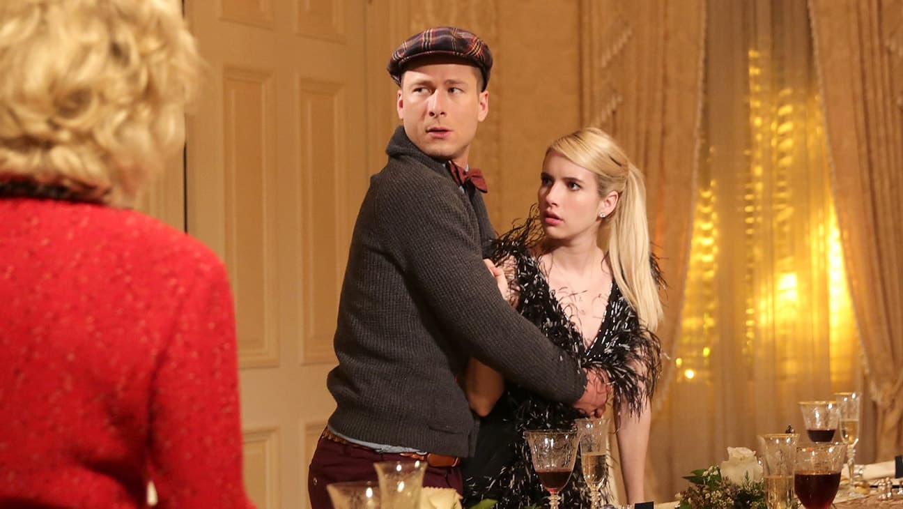 Scream Queens Ortak Oluşturucu Muhtemelen Reviving Serisi, Glen Powell'ın Şöhreti