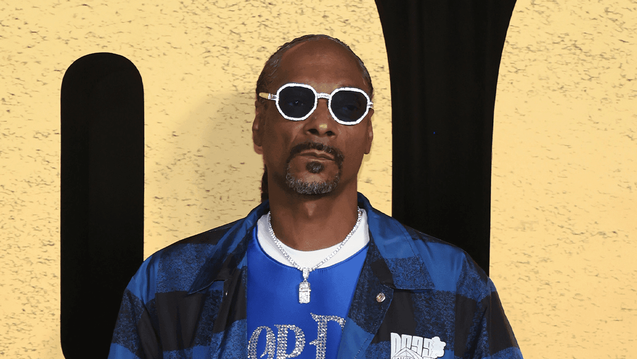 Snoop Dogg, 'Lightyear'da LGBTQ eleştirisi üzerindeki tepkiyi ele alıyor