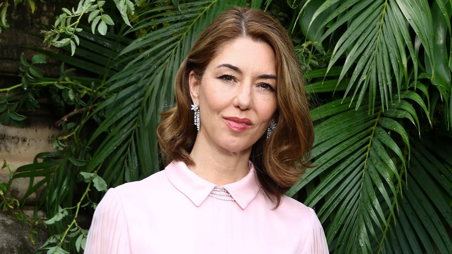 Sofia Coppola'nın 'Marie Antoinette' Kostümleri Macaronlar Kutusu'ndan esinlenerek