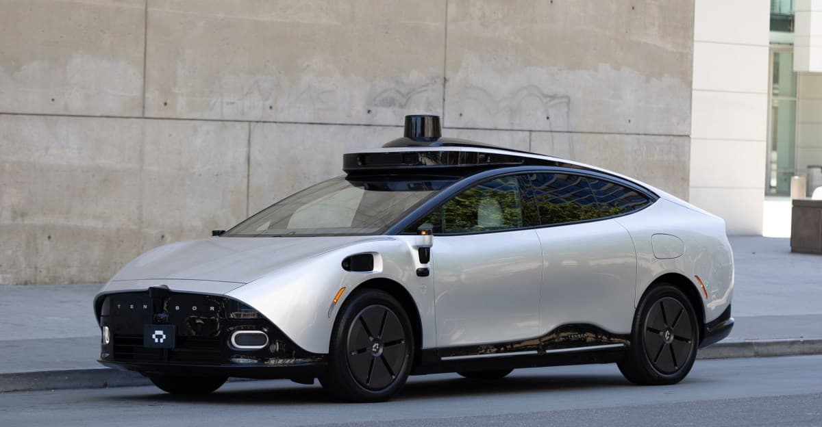 Tensor size bir 'robocar' satan ilk şirket olmak istiyor - ama onlar kim?