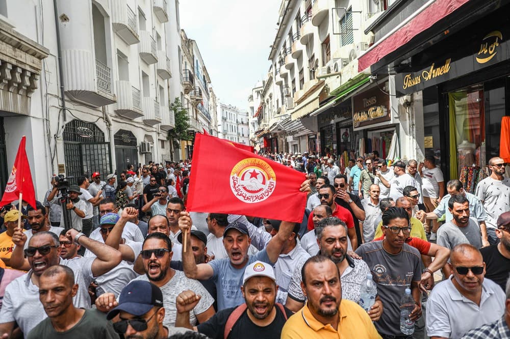 Tunus'un en büyük sendikası hayatta kalabilir mi?