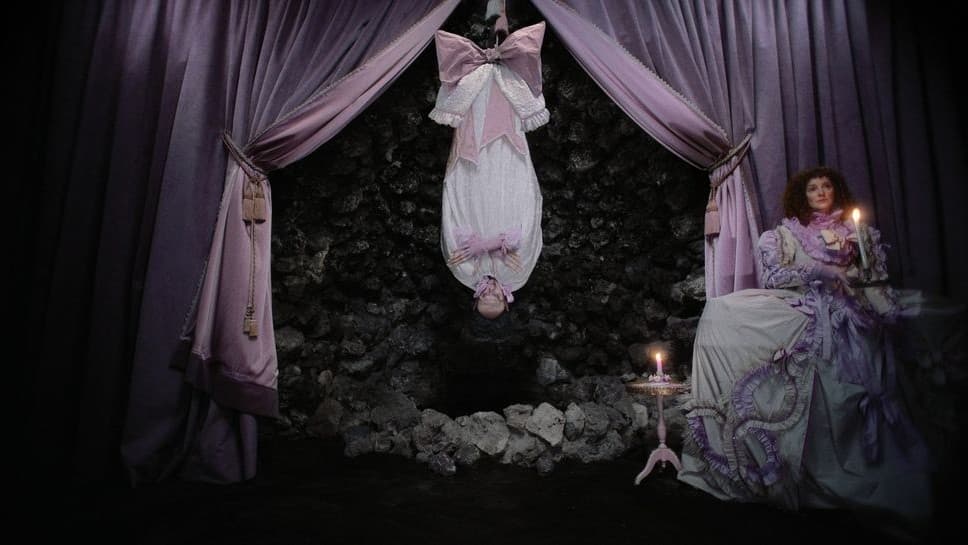 Vampirler, Locarno'dan Austin'e seyahat eden 'Silence' mini dizilerindeki HIV