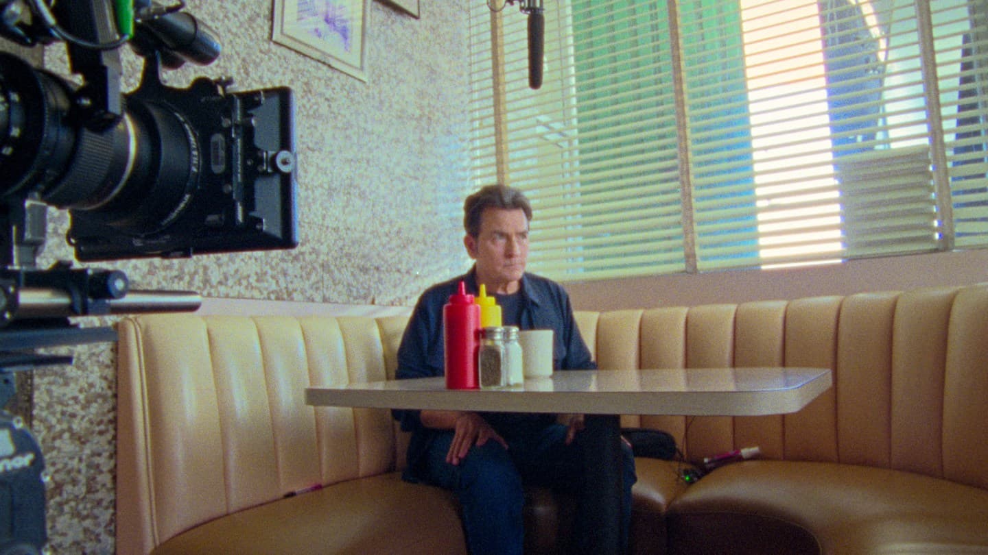'Aka Charlie Sheen' yönetmeni Netflix Doc hakkında her şeyi anlatıyor