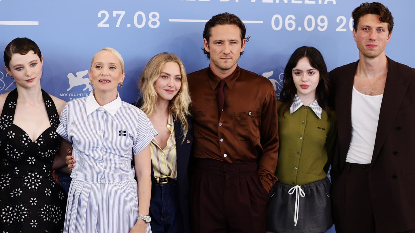 Amanda Seyfried-Starrer 'Ann Lee'nin vasiyeti' Premieres, Venedik