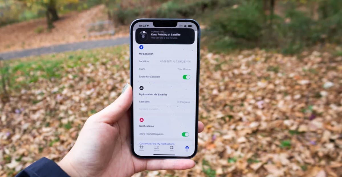 Apple, iPhone 14 ve 15 kullanıcıya bir başka ücretsiz yıl uydu özellikleri veriyor