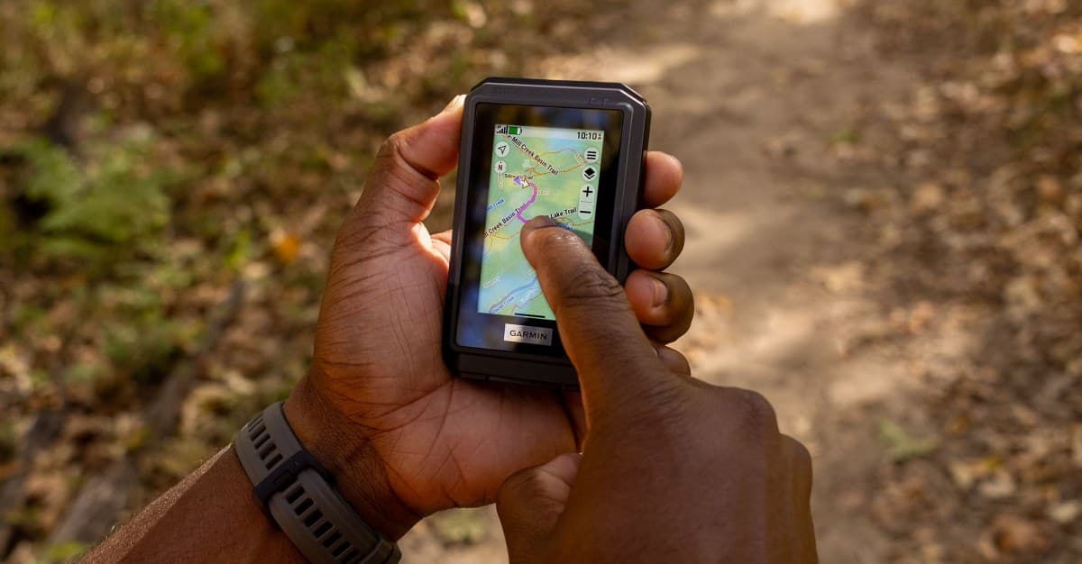 Garmin'in ETREX Touch Navigator şarj etmeden neredeyse bir ay gidebilir