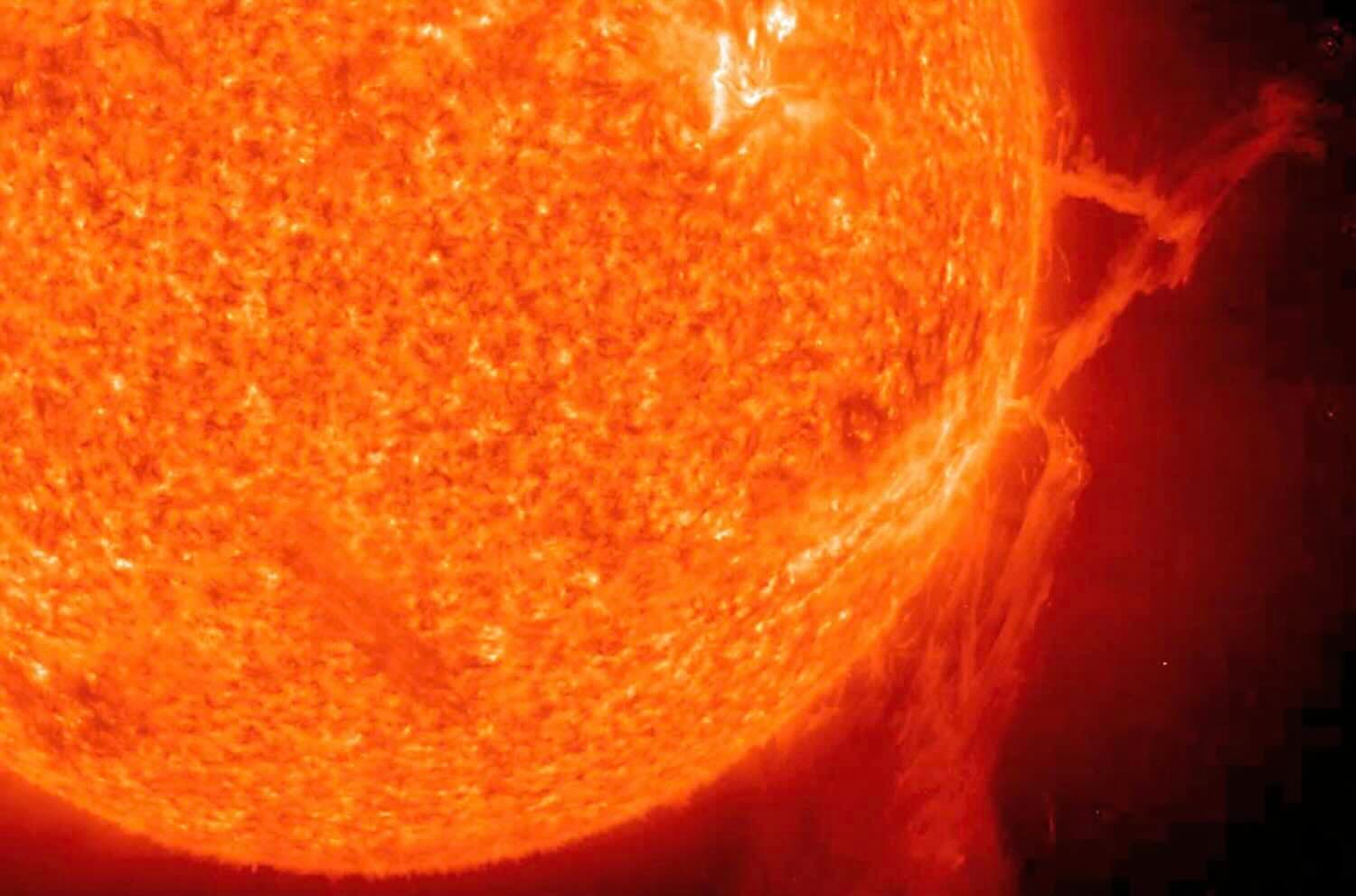 “Güneş yavaşça uyanıyor”: NASA, tehlikeli güneş fırtınalarının yükselişte olduğu konusunda uyarıyor