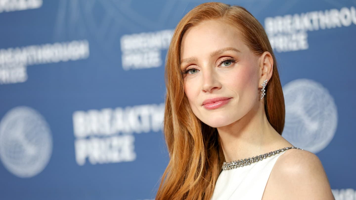 Jessica Chastain, Apple'ın Savant'ı ertelemek için yanlış olduğunu söylüyor