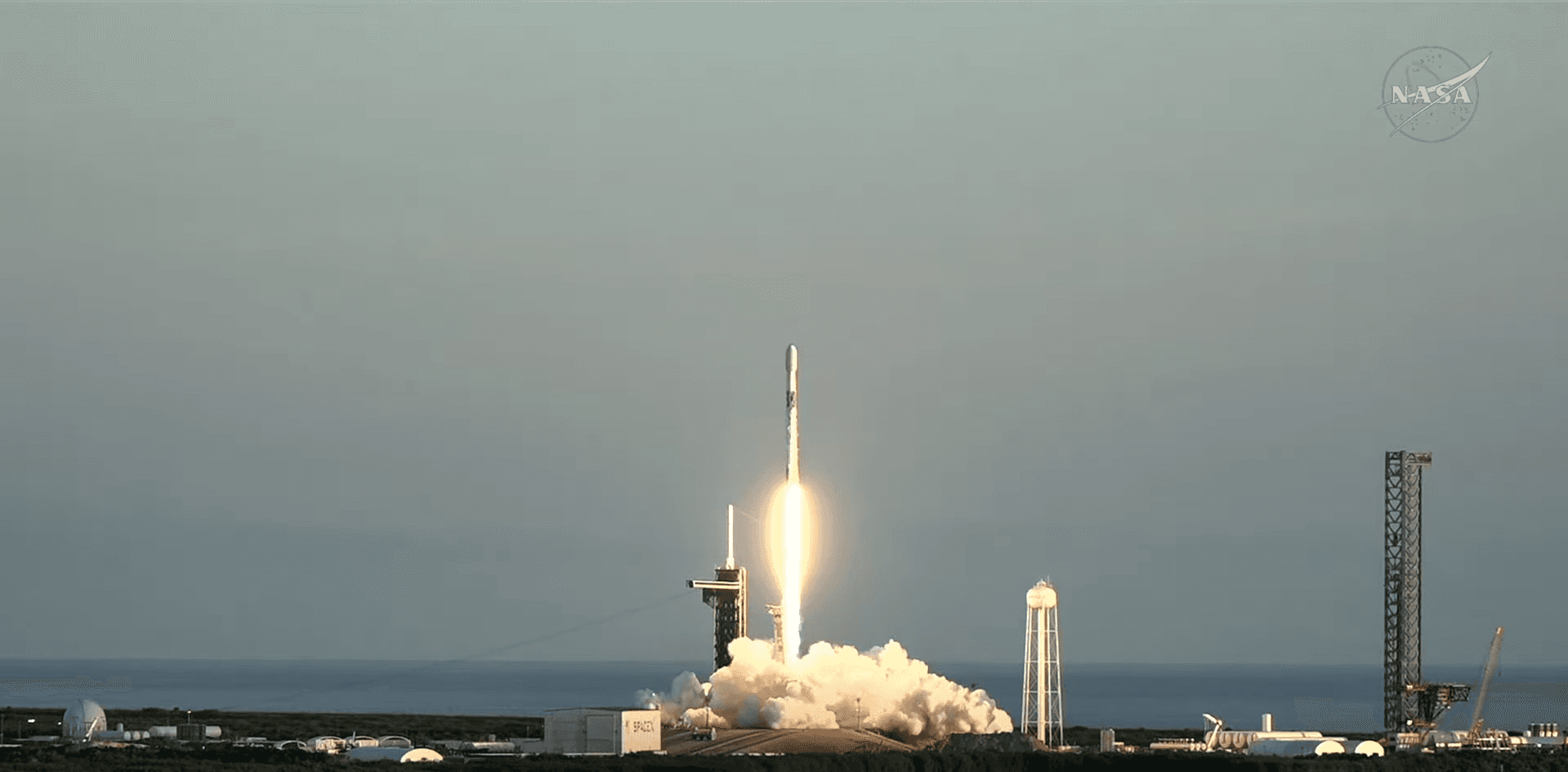 La nasa y la noaa Lanzan Tres Naves Espaciales Para Kartografisi la influencia del sol en el espacio