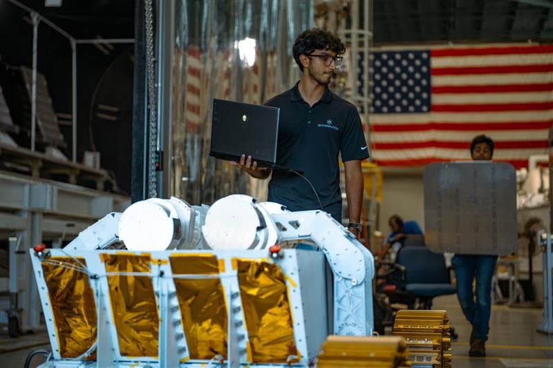 NASA Marshall Termal Vakum Odasında Ice Winner Starpath Tests Robotu