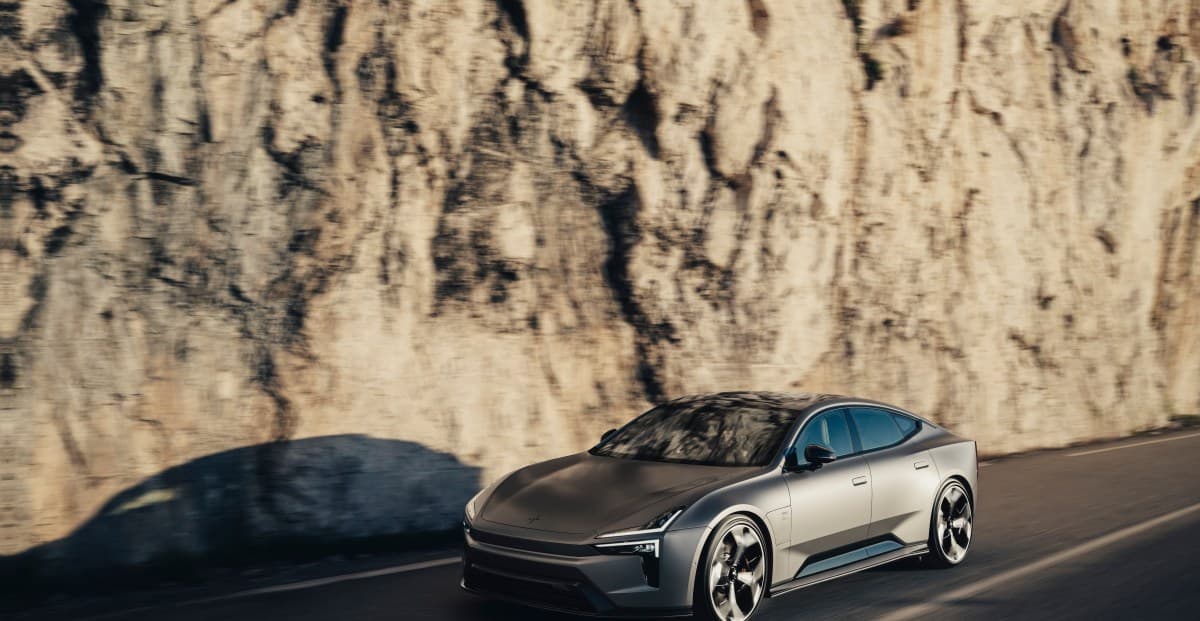 Polestar 5, Porsche'yi sinirlendirmesi gereken 884hp fastback sedandır
