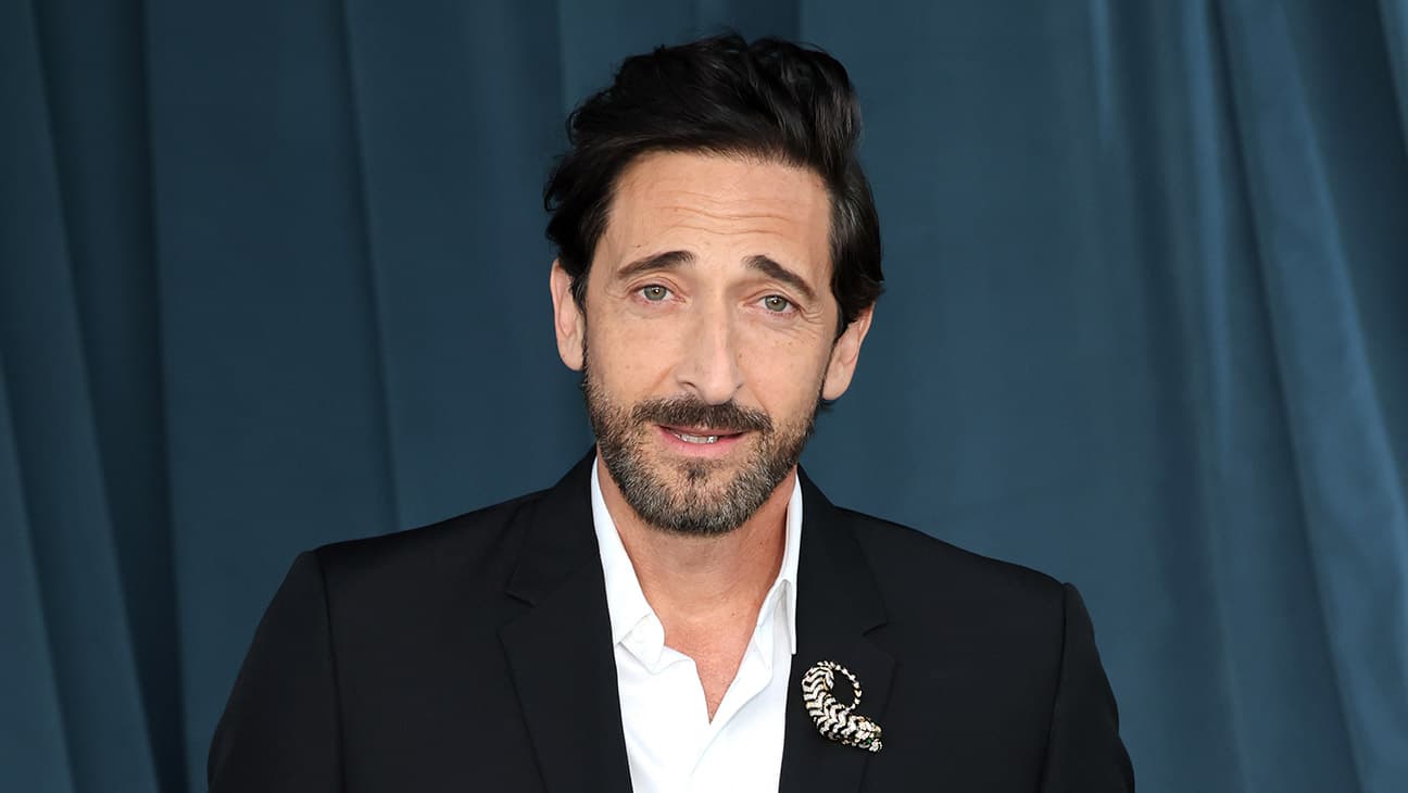 Akademi Müzesi Galası: Adrien Brody, Jeff Goldblum, Bowen Yang, Ke Huy Quan, Daha Fazla Yıldız Kırmızı Halıda Yürüyor