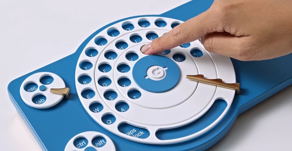 Google Japonya'nın konsept klavyesi Rotary telefonlarından esinlenmiştir