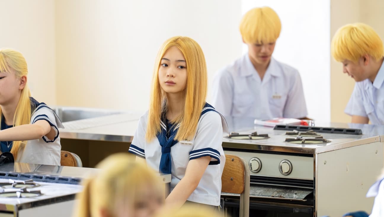 Japon Yönetmen Yuichiro Sakashita, Sarışın Filmiyle Sosyal Hiciv Sunuyor