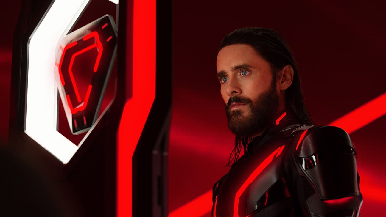 Jared Leto'nun 'Tron'u 33,5 Milyon Dolarlık Açılışla Zirveye Çıktı