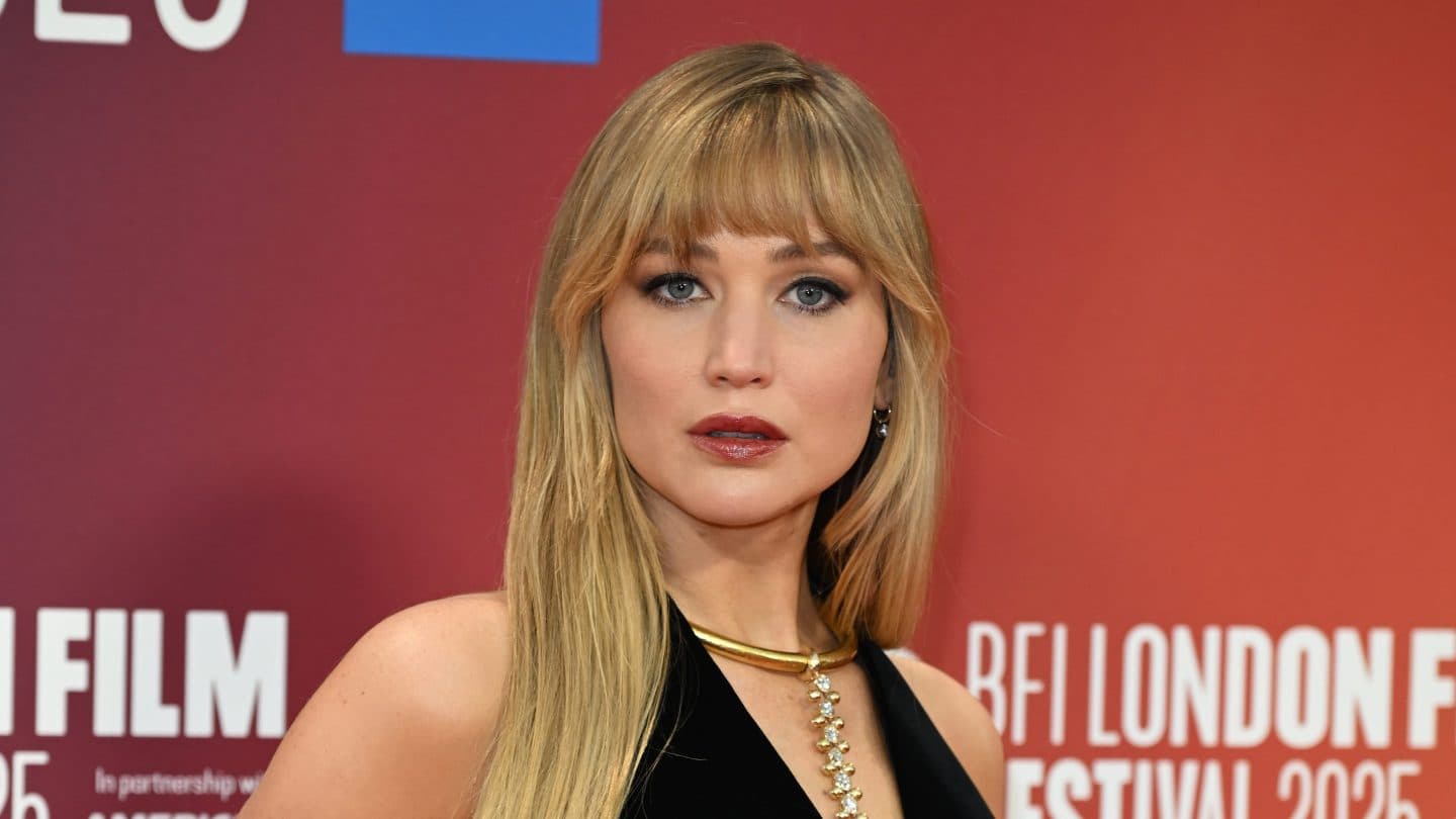 Jennifer Lawrence Basın Röportajlarında Yaşadığı Zorlukları Anlatıyor