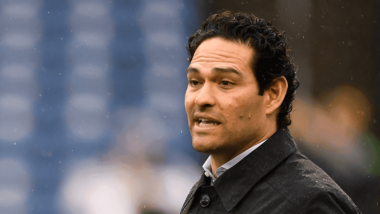 Mark Sanchez, bıçaklama olayından sonra suçla suçlandı