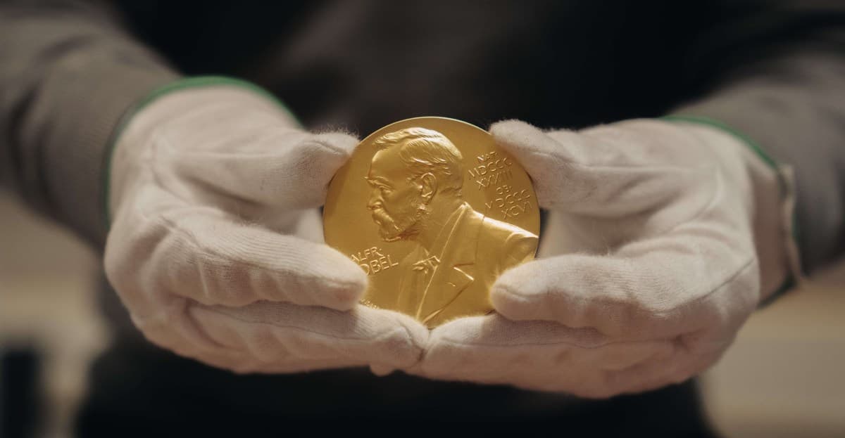 Nobel Fizik Ödülü, günümüzün kuantum bilgisayarlarına yol açan ilk araştırmalara verildi