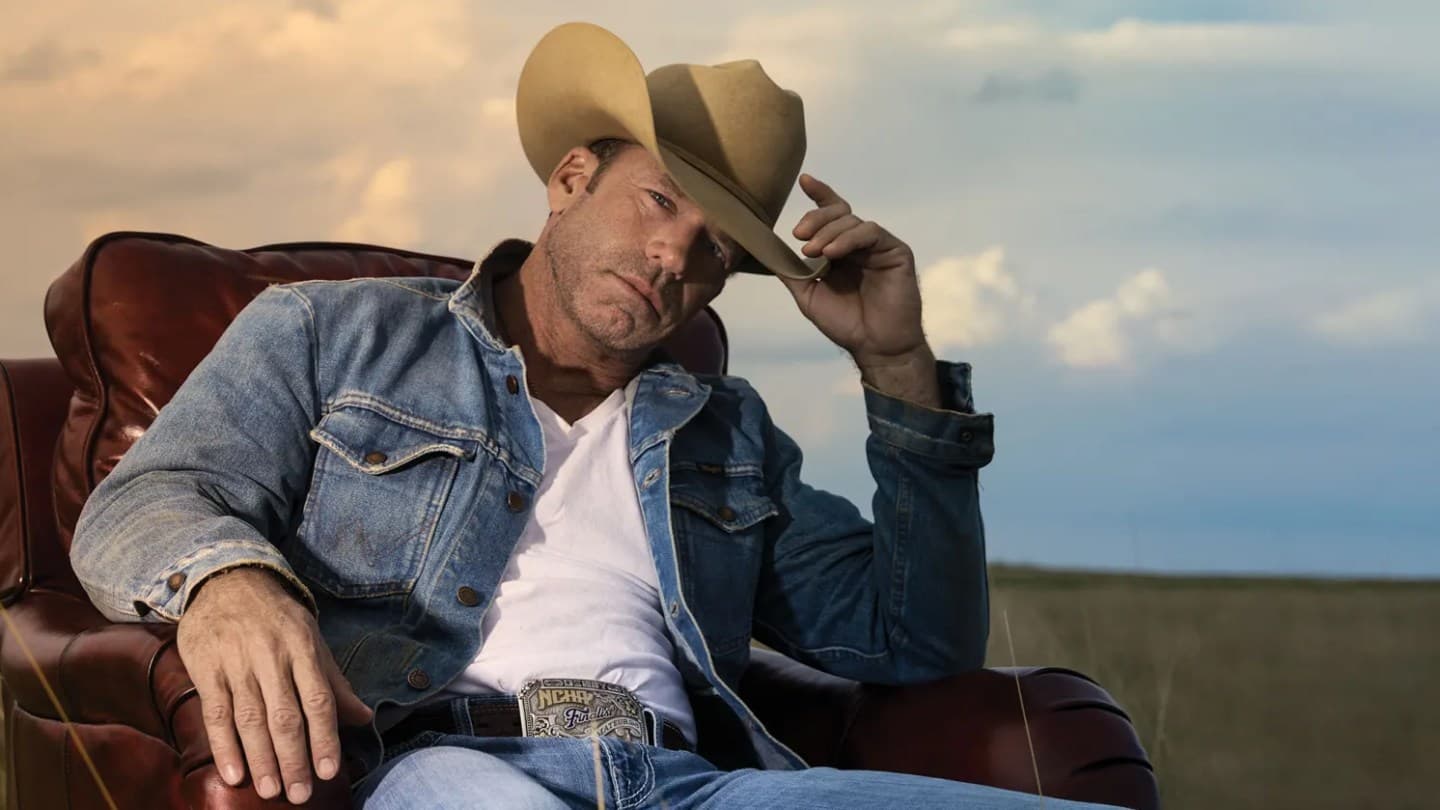 Paramount, Taylor Sheridan'ı Tutmak İçin Hiçbir Teklifte Bulunmadı