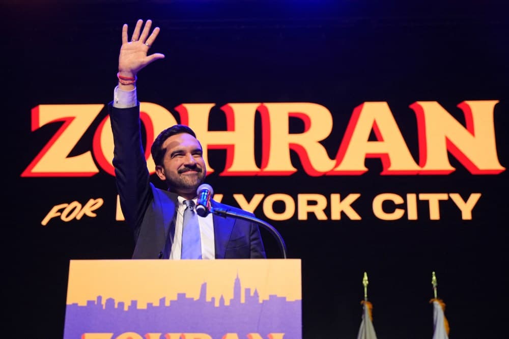 Demokratlar ABD Eyalet ve Yerel Seçimlerini Trump'ın Yetkisine Büyük Bir Darbe Olarak Süpürdü