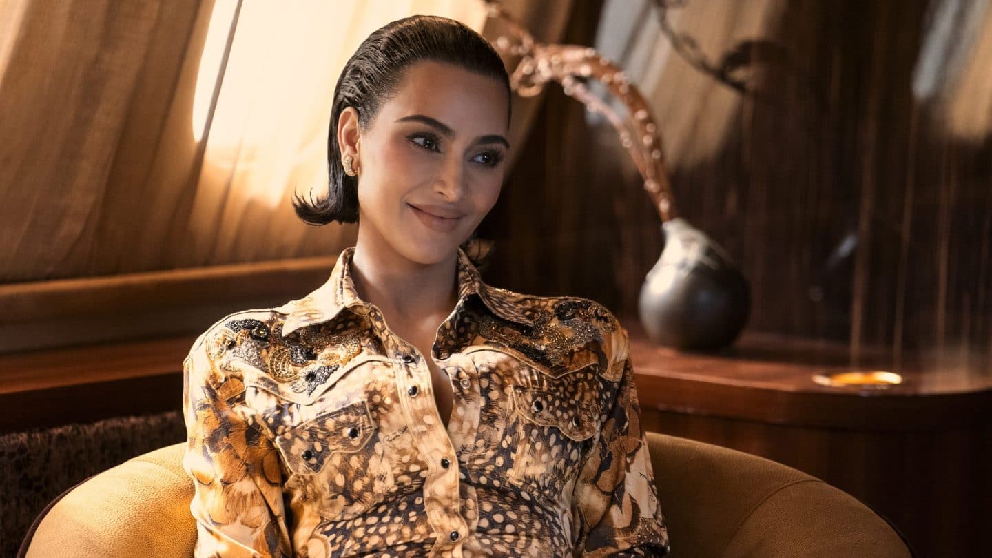 Kim Kardashian 'Her Şey Adil' İğrenç Eleştirilere Karşı Çıkmaya Çalışıyor