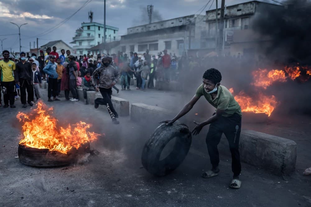 Madagaskar'dan Nepal'e Z Kuşağı Protestolara Öncülük Etti