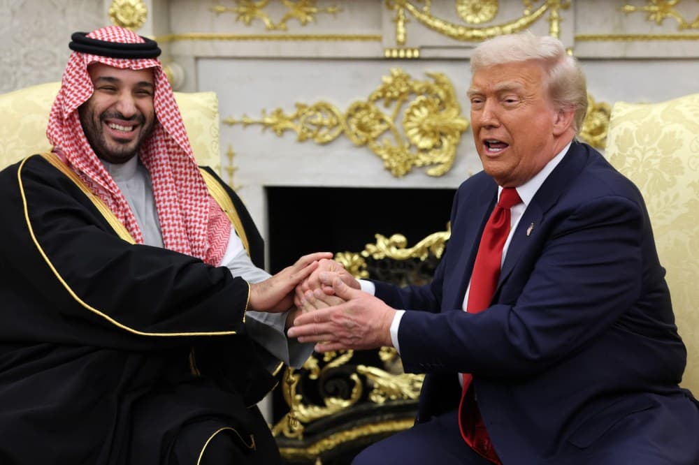 Trump, Yatırım ve F-35 Anlaşmalarını Tartışmak İçin Muhammed Bin Salman'ı Ağırladı