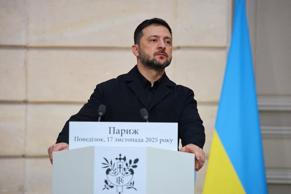 Zelensky, Ukrayna'nın Yolsuzluk Skandalının Ortasında ABD-Rusya Barış Planını Değerlendiriyor