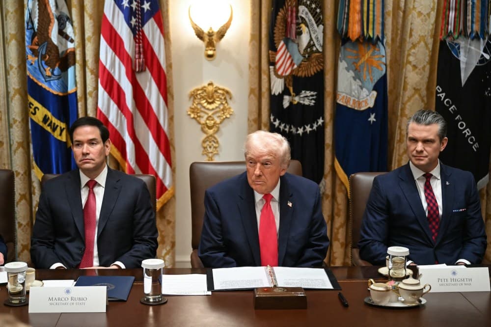 China Hawks, Trump'ın Nvidia Anlaşması ve Ulusal Güvenlik Stratejisiyle Gerilemeyle Karşı Karşıya