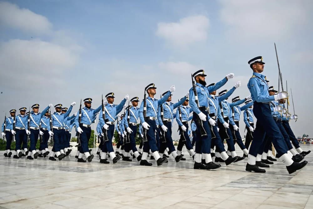 Hindistan ve Pakistan'ı uçurumun eşiğine getiren yıl