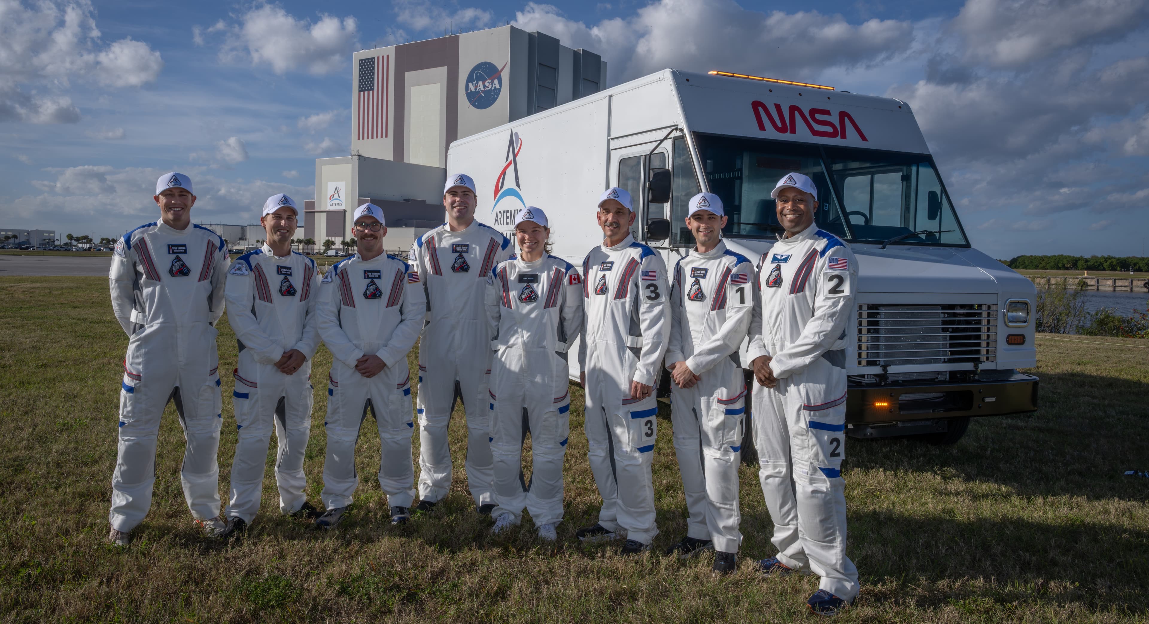 İçeri Girin, Ay'a Gidiyoruz: NASA'nın Artemis Kapanış Ekibiyle Tanışın