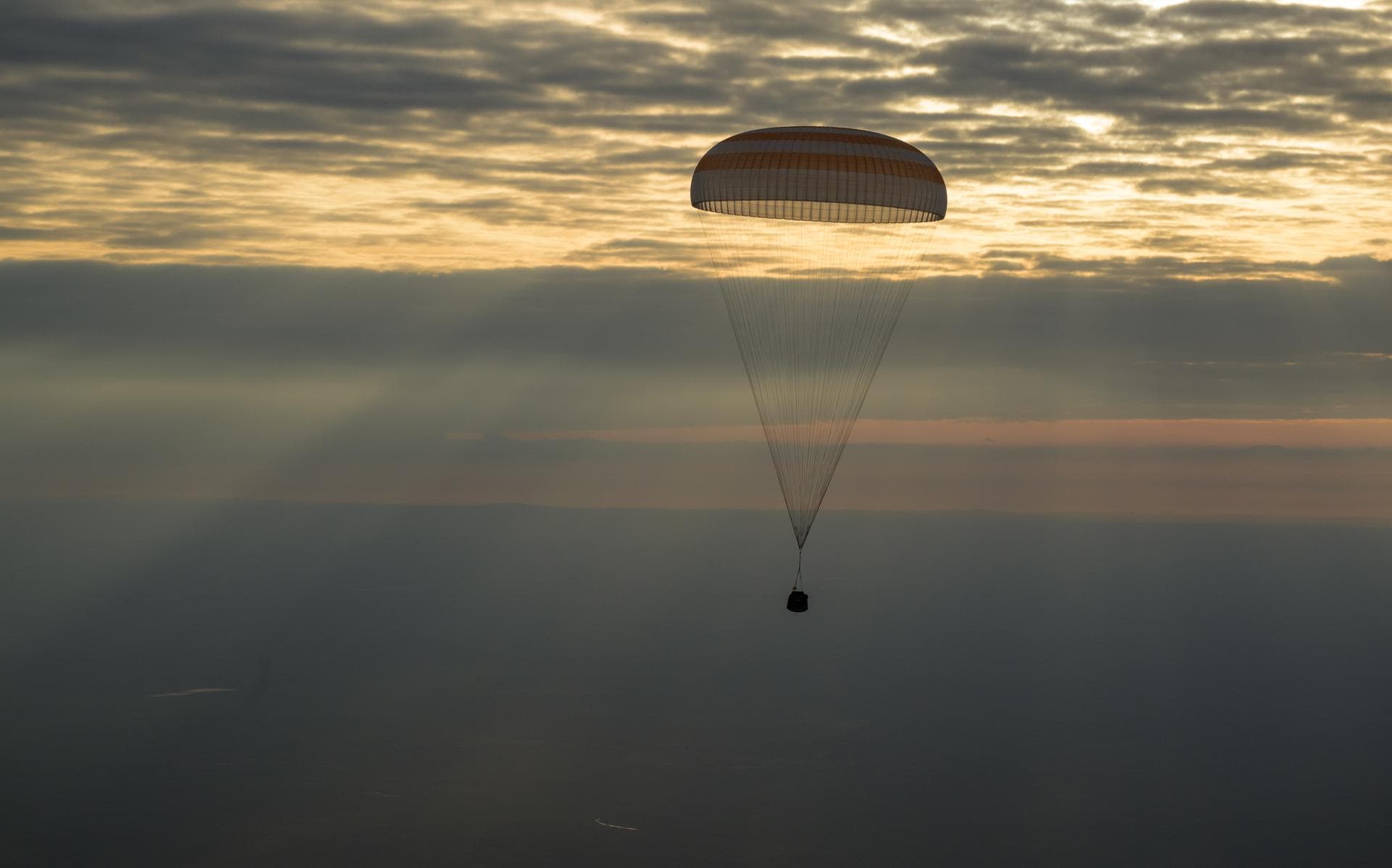 NASA, Astronot Jonny Kim ve Mürettebat Arkadaşlarının Dönüşü İçin Kapsamı Belirledi