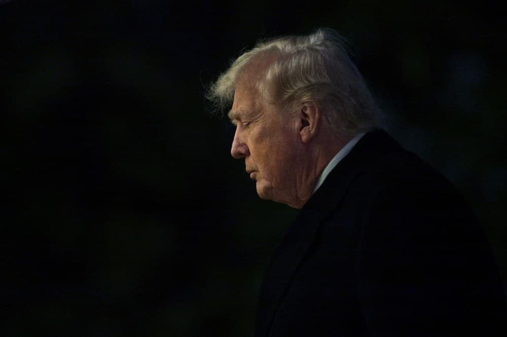 Anket, Trump'ın Venezuela Saldırısının ABD Kamuoyu'nu Bölündüğünü Gösteriyor